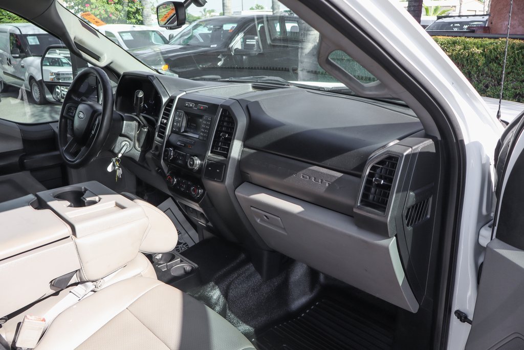 Used 2018 Ford F550 2WD Crew Cab Super Duty image 35