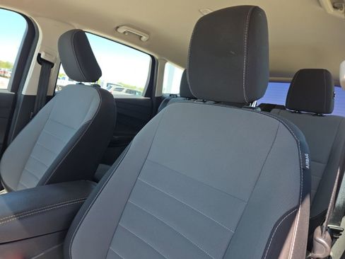 Used 2019 Ford Escape S image 41