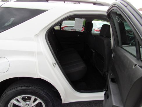 Used 2017 Chevrolet Equinox LT AWD/4WD image 35