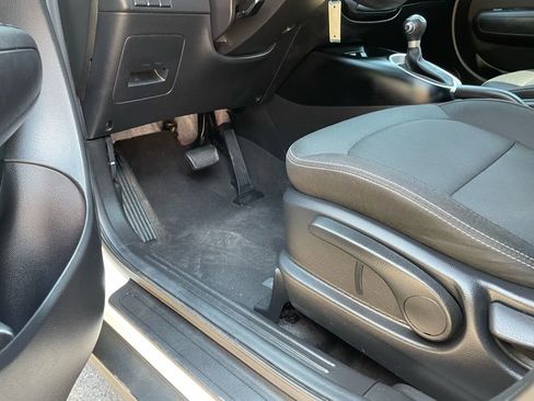 Used 2019 Kia Soul + image 23