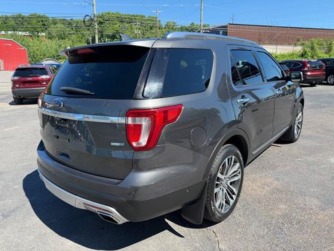 Used 2017 Ford Explorer Platinum AWD/4WD image 5