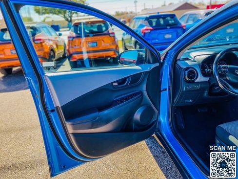 Used 2019 Hyundai Kona SEL image 17