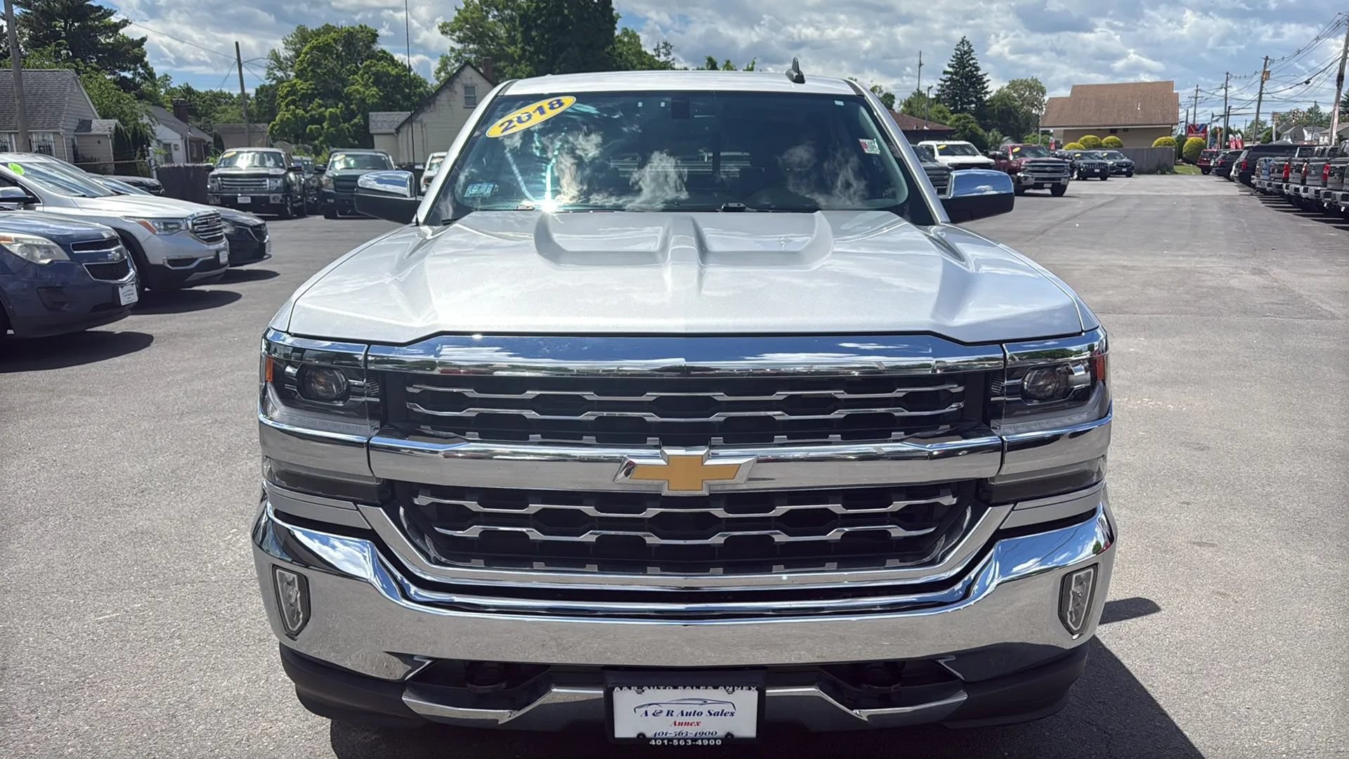 Used 2018 Chevrolet Silverado 1500 LTZ AWD/4WD image 2
