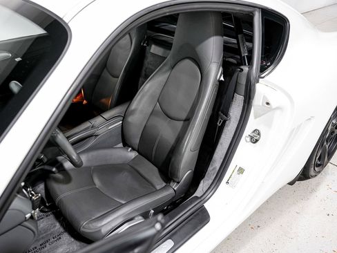 Used 2006 Porsche Cayman S RWD image 18