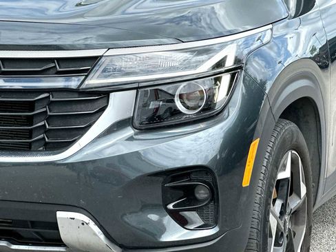 Used 2025 Kia Seltos S image 16