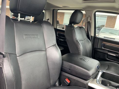 Used 2017 RAM 2500 Laramie w/ Sport Appearance Group image 18