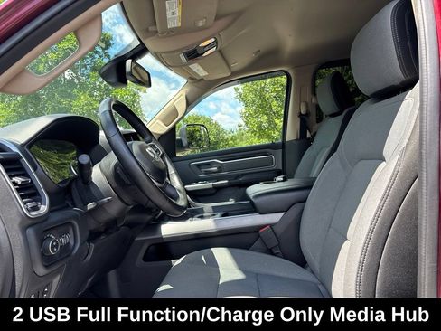 Used 2019 RAM 1500 Big Horn AWD/4WD image 11
