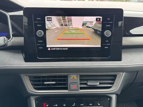 New 2026 Volkswagen Taos SE AWD/4WD image 33