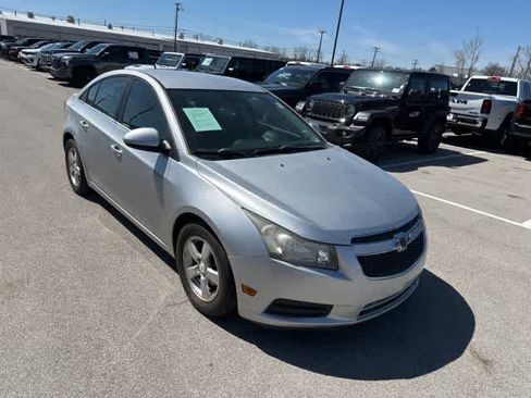 Used 2014 Chevrolet Cruze LT image 19