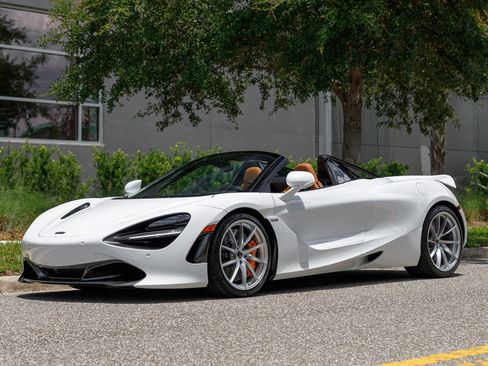 Used 2020 McLaren 720S Spider RWD image 22
