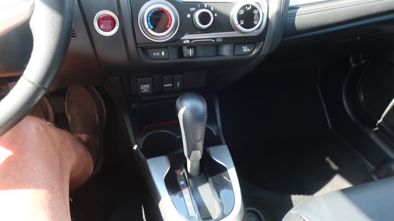Used 2015 Honda Fit EX-L image 19