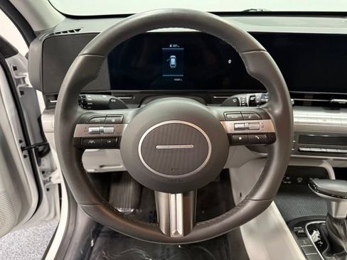 Used 2024 Hyundai Kona SEL AWD/4WD image 21