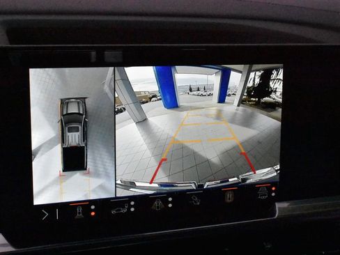 Used 2025 GMC Sierra 1500 Elevation w/ Elevation Premium Package image 25