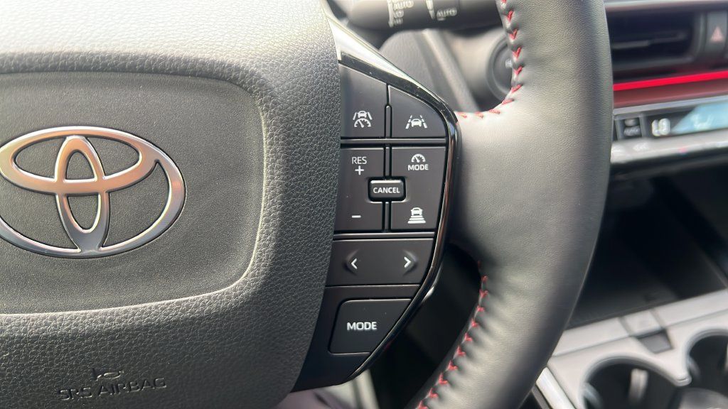 Certified 2024 Toyota Prius Prime FWD image 21
