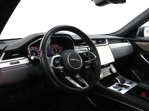 Used 2024 Jaguar F-PACE R-Dynamic S AWD/4WD image 15