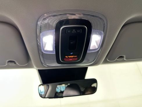 Used 2024 Hyundai Kona Limited image 24