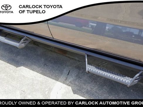Used 2024 Toyota Tundra Limited AWD/4WD image 30