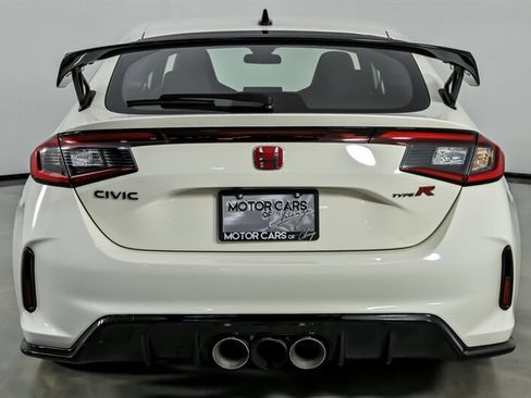 Used 2023 Honda Civic Type R image 7
