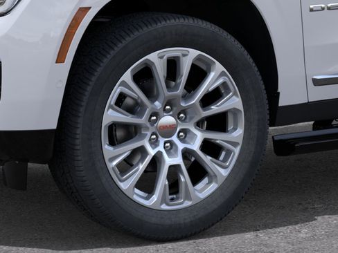 New 2026 GMC Yukon XL Denali w/ Denali Reserve Package AWD/4WD image 9