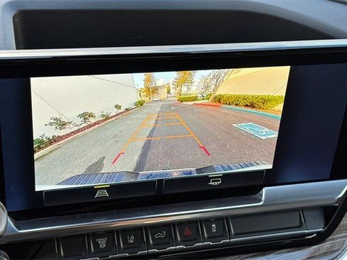 Certified 2024 Chevrolet Silverado 2500 LT image 28