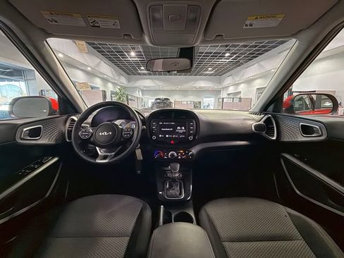 Used 2024 Kia Soul LX w/ Option Group 015 image 15