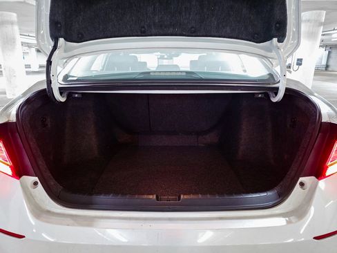 Certified 2022 Honda Accord Sport image 9