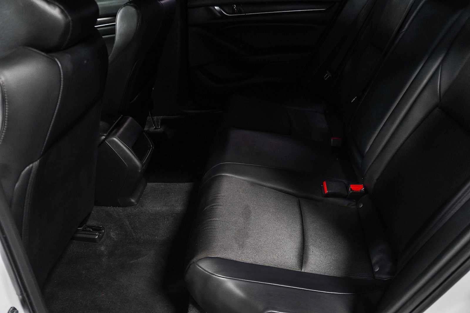 Used 2018 Honda Accord Sport image 20