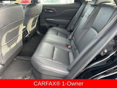 Used 2025 Toyota Crown Platinum image 5