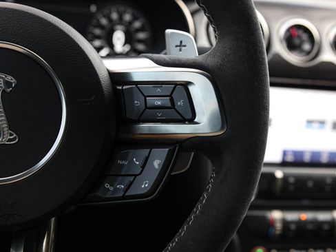 Used 2021 Ford Mustang Shelby GT500 w/ Technology Package image 49