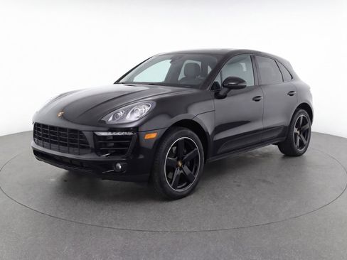 Used 2018 Porsche Macan Sport Edition AWD/4WD image 1