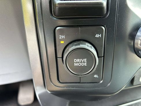 Used 2025 Ford F150 XLT w/ Equipment Group 301A Standard AWD/4WD image 26