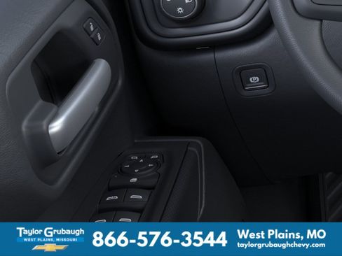 New 2026 Chevrolet Silverado 1500 Custom AWD/4WD image 22