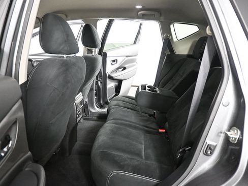 Used 2020 Nissan Murano S w/ Technology Package image 18