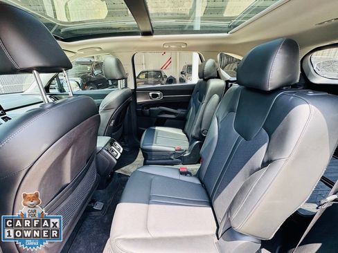 Used 2022 Kia Sorento SX AWD/4WD image 13