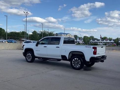 Used 2024 Chevrolet Silverado 2500 Custom w/ Custom Value Package AWD/4WD image 6