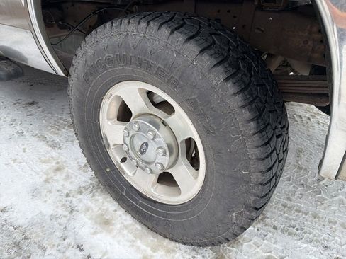 Used 2006 Ford F250 Lariat image 17