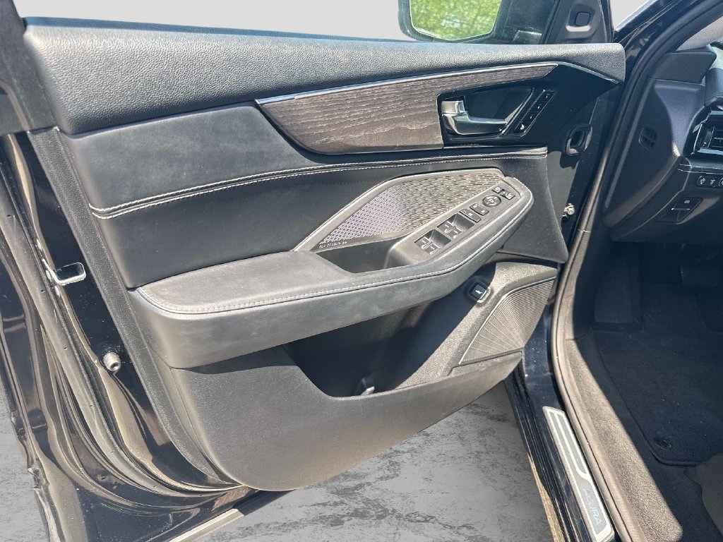 Used 2023 Acura MDX w/ Advance Package AWD/4WD image 17