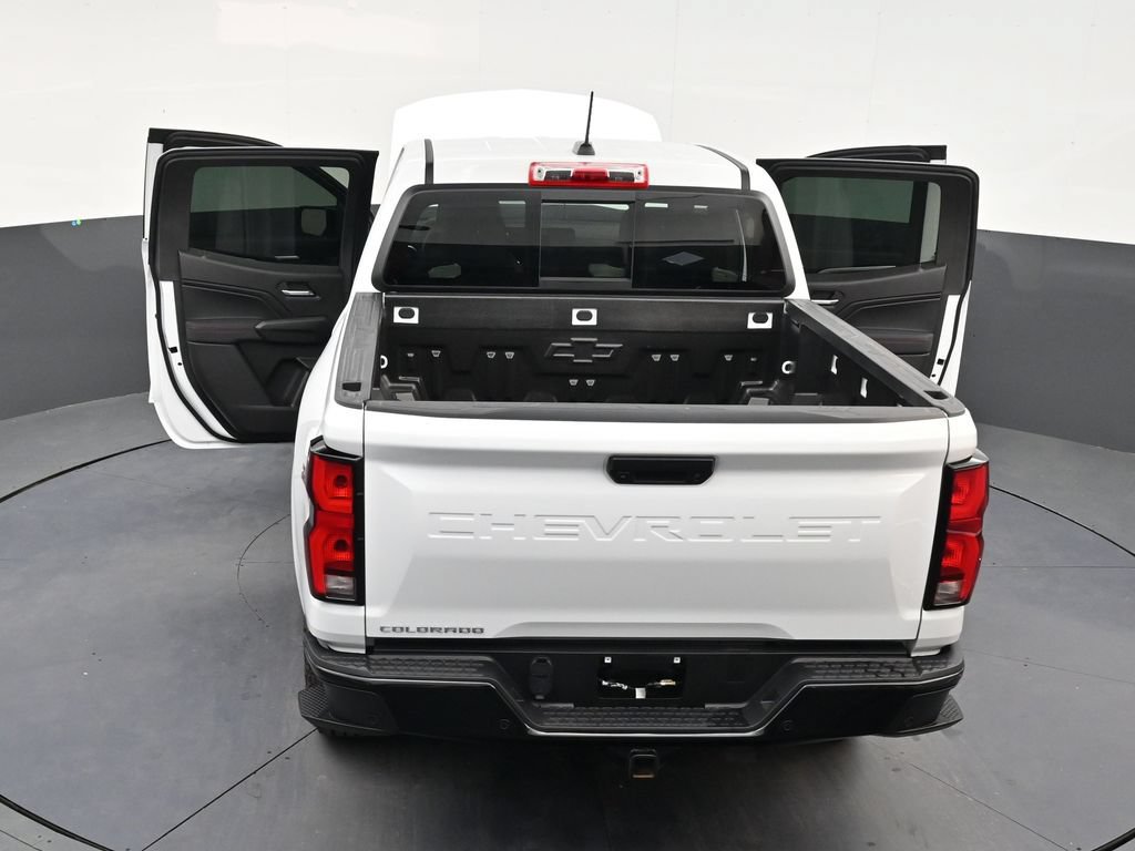 Used 2026 Chevrolet Colorado Z71 AWD/4WD image 32