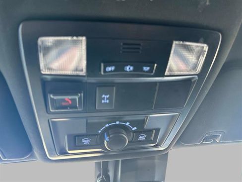 Used 2020 Toyota Tacoma TRD Off-Road image 31