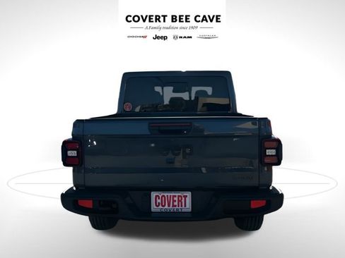 New 2026 Jeep Gladiator Sport image 9