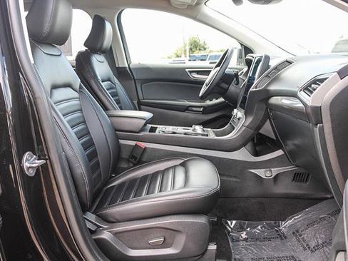 Used 2024 Ford Edge SEL image 16