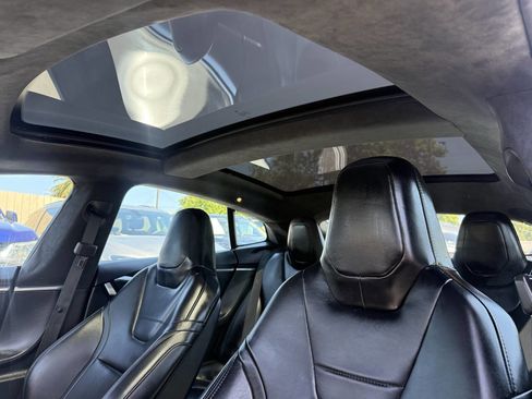 Used 2015 Tesla Model S P85D image 11