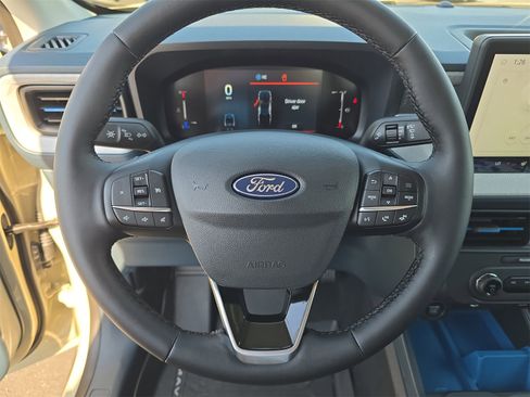 New 2025 Ford Maverick XLT w/ XLT Luxury Package image 23