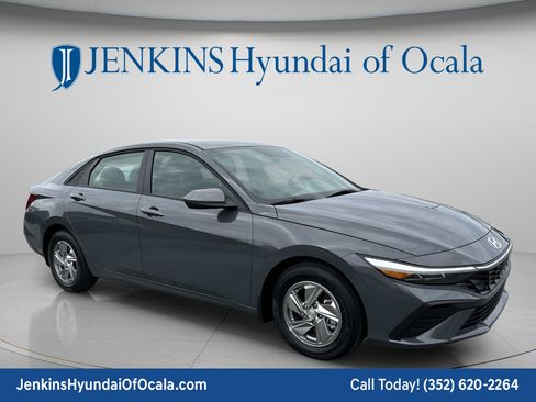New 2026 Hyundai Elantra SEL Sport Premium FWD image 1