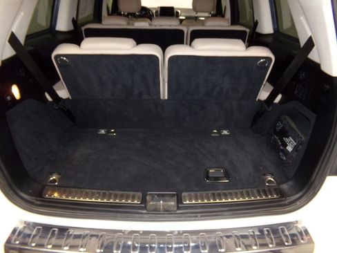 Used 2019 Mercedes-Benz GLS 450 4MATIC image 32