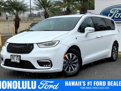 Used 2021 Chrysler Pacifica Touring-L