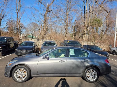 Used 2015 INFINITI Q40 AWD w/ Navigation Package image 4