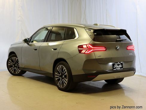 Used 2025 BMW X3 xDrive30i w/ Premium Package image 9