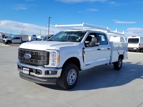 New 2026 Ford F350 XL w/ XL Chrome Package image 4