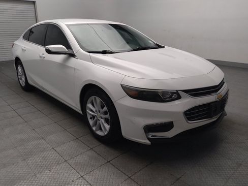 Used 2018 Chevrolet Malibu LT FWD image 13